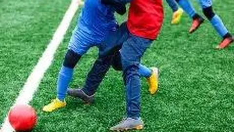 “2025年中国电竞赛事十大榜单：LPL与王者荣耀国际赛领跑”